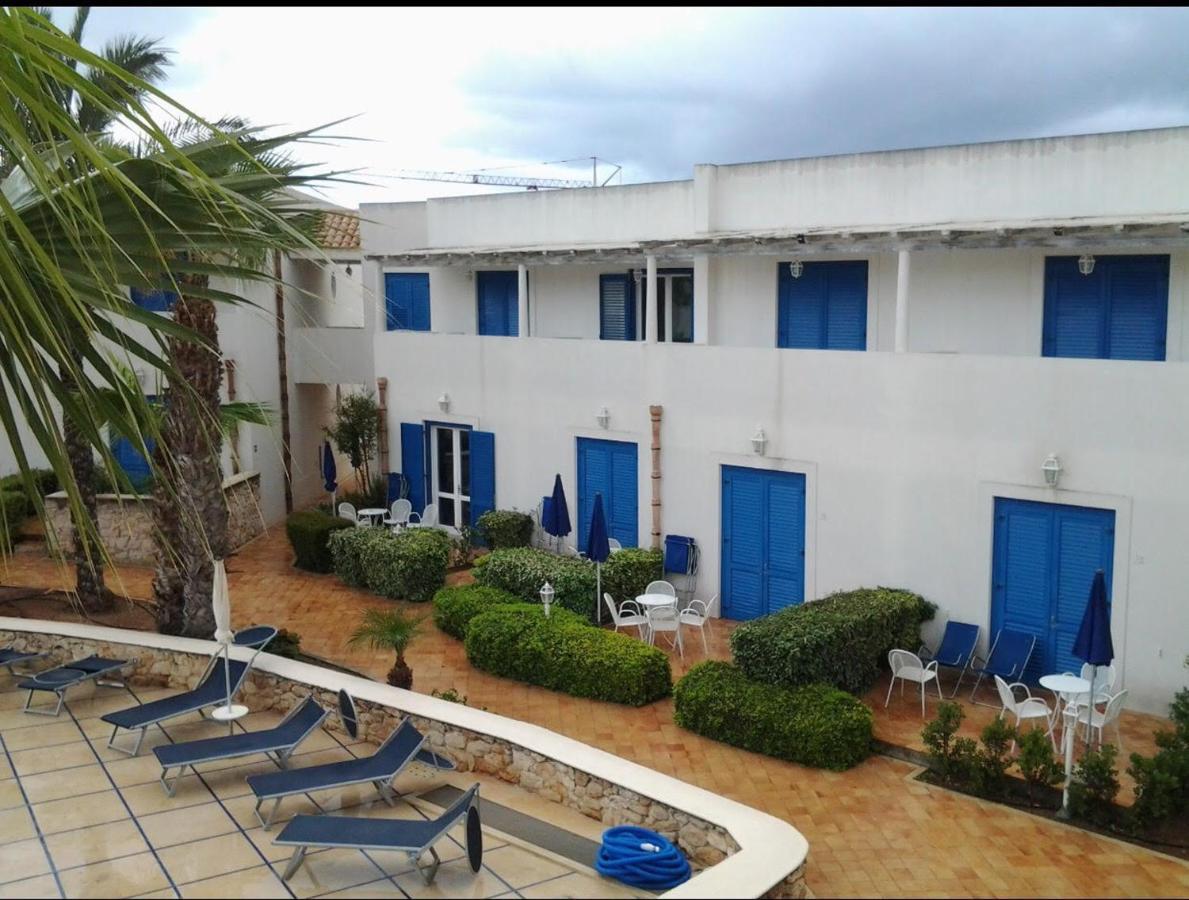 Resort Cala La Luna Favignana Ngoại thất bức ảnh
