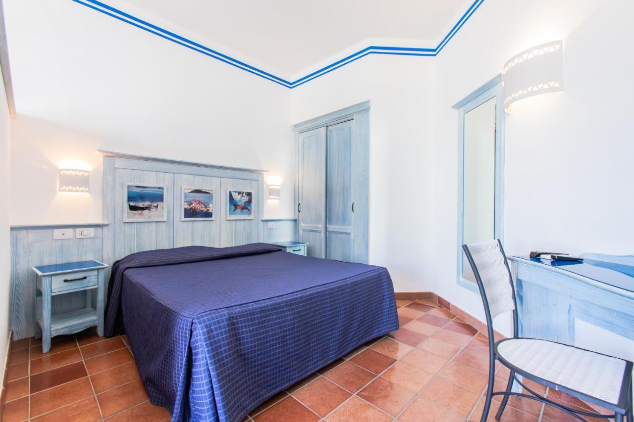 Resort Cala La Luna Favignana Ngoại thất bức ảnh